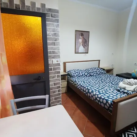 Apartment Lovely Appartament 1-b *
